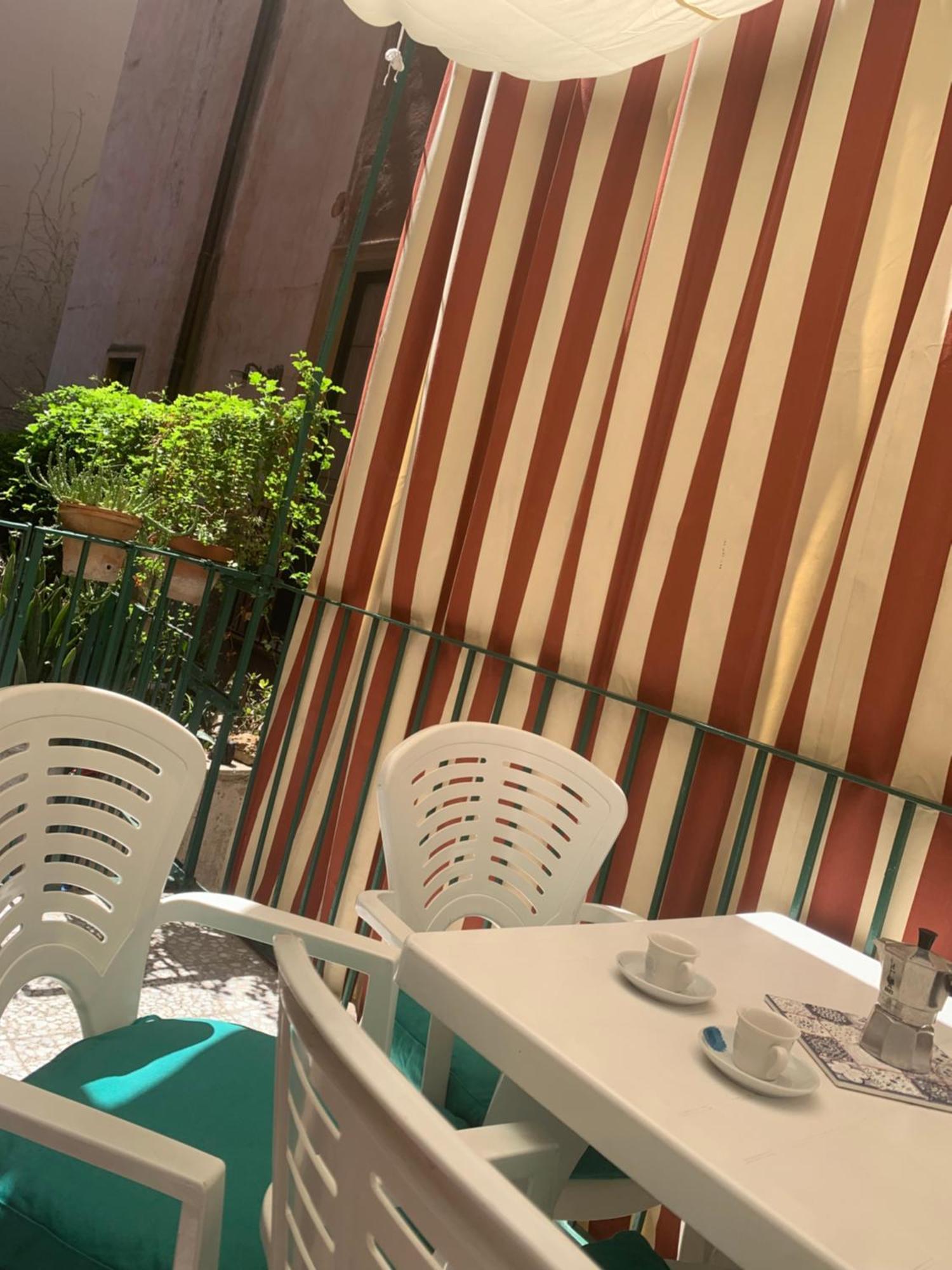 Il Giardino Casa Vacanze Aeroporto di Catania Fontana Rossa Esterno foto
