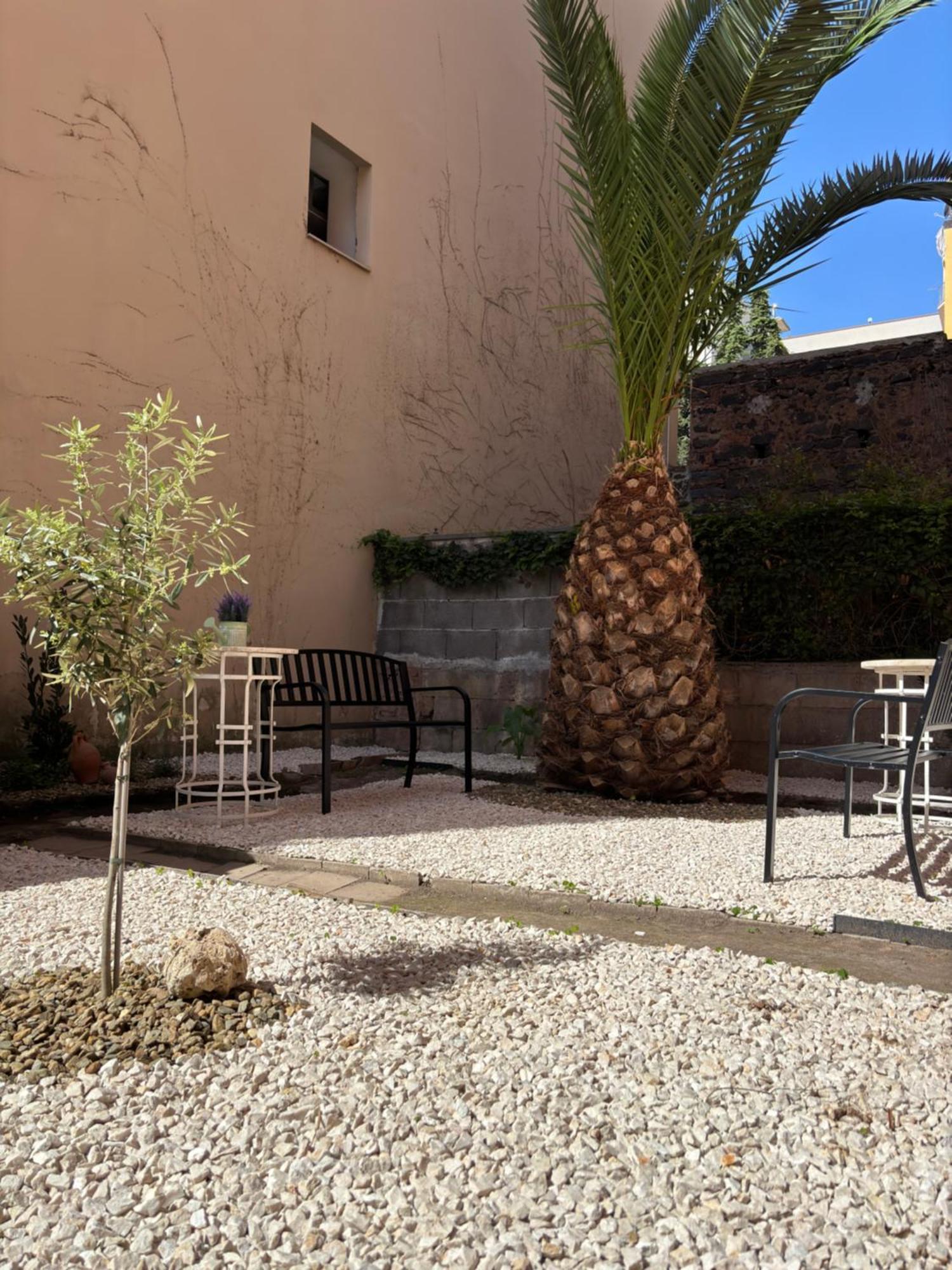 Il Giardino Casa Vacanze Aeroporto di Catania Fontana Rossa Esterno foto