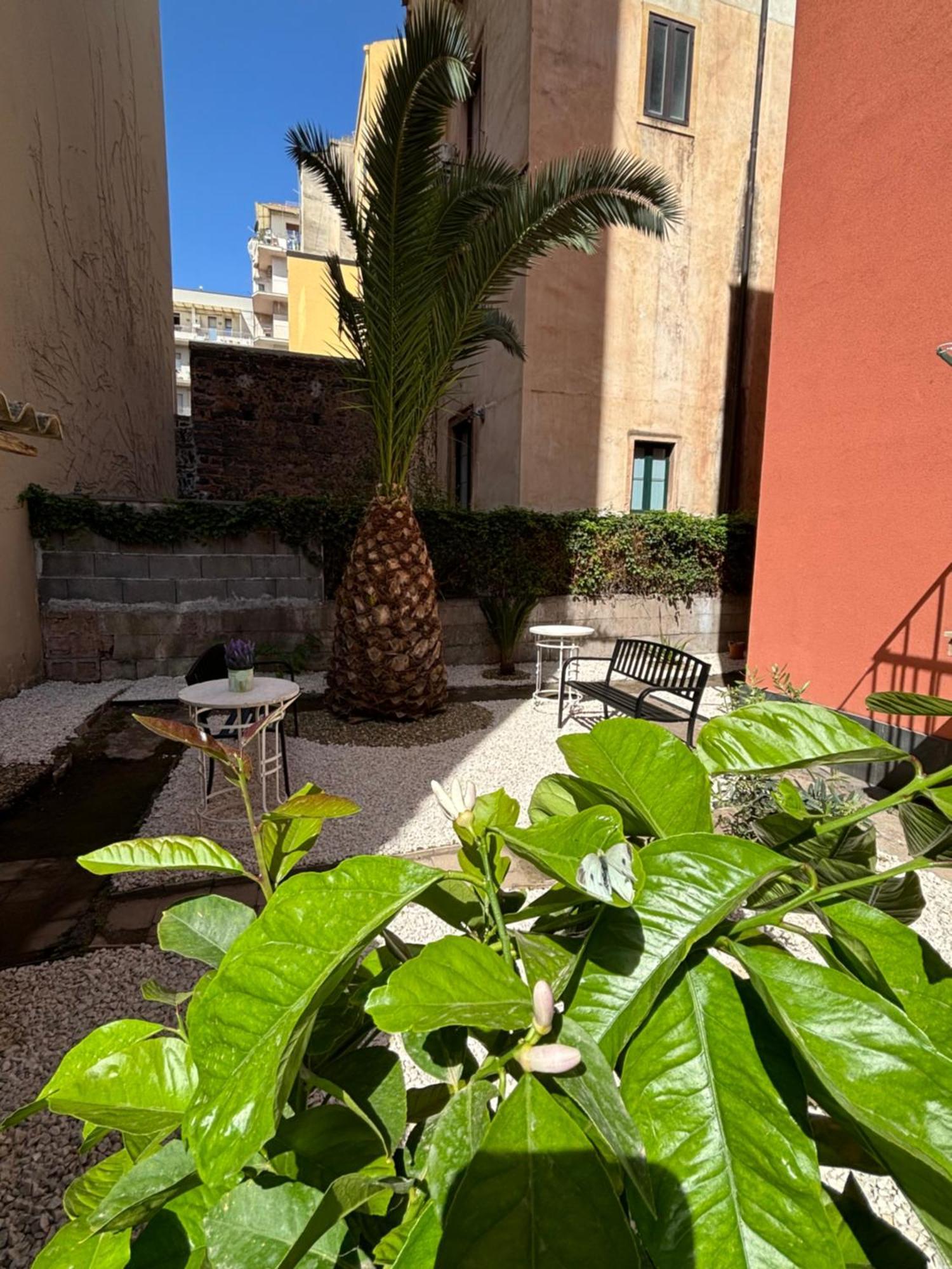 Il Giardino Casa Vacanze Aeroporto di Catania Fontana Rossa Esterno foto